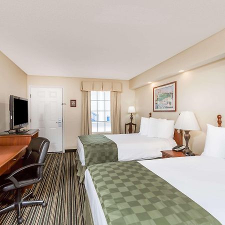 Super 8 By Wyndham Orangeburg North Exterior foto