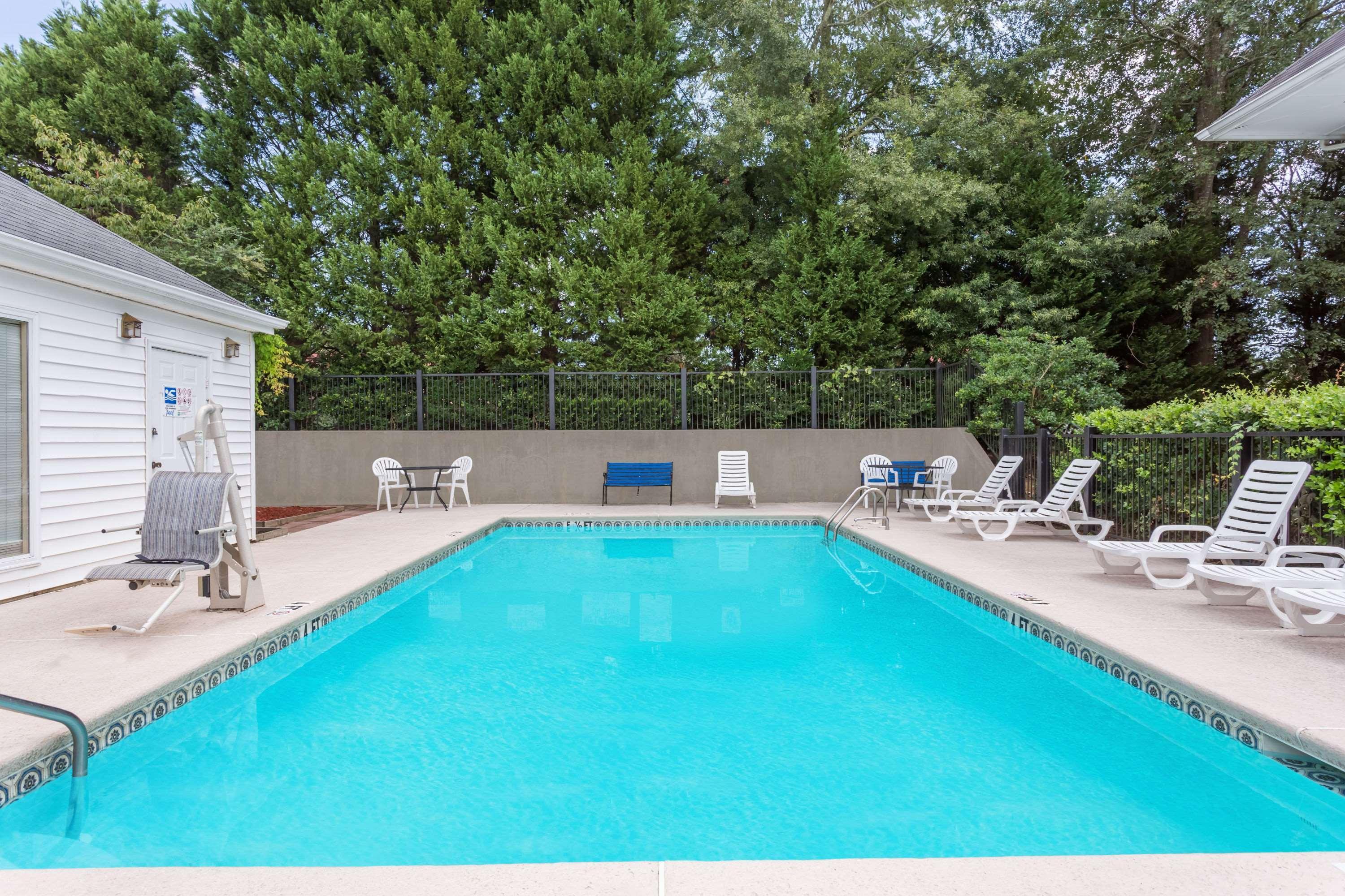 Super 8 By Wyndham Orangeburg North Exterior foto