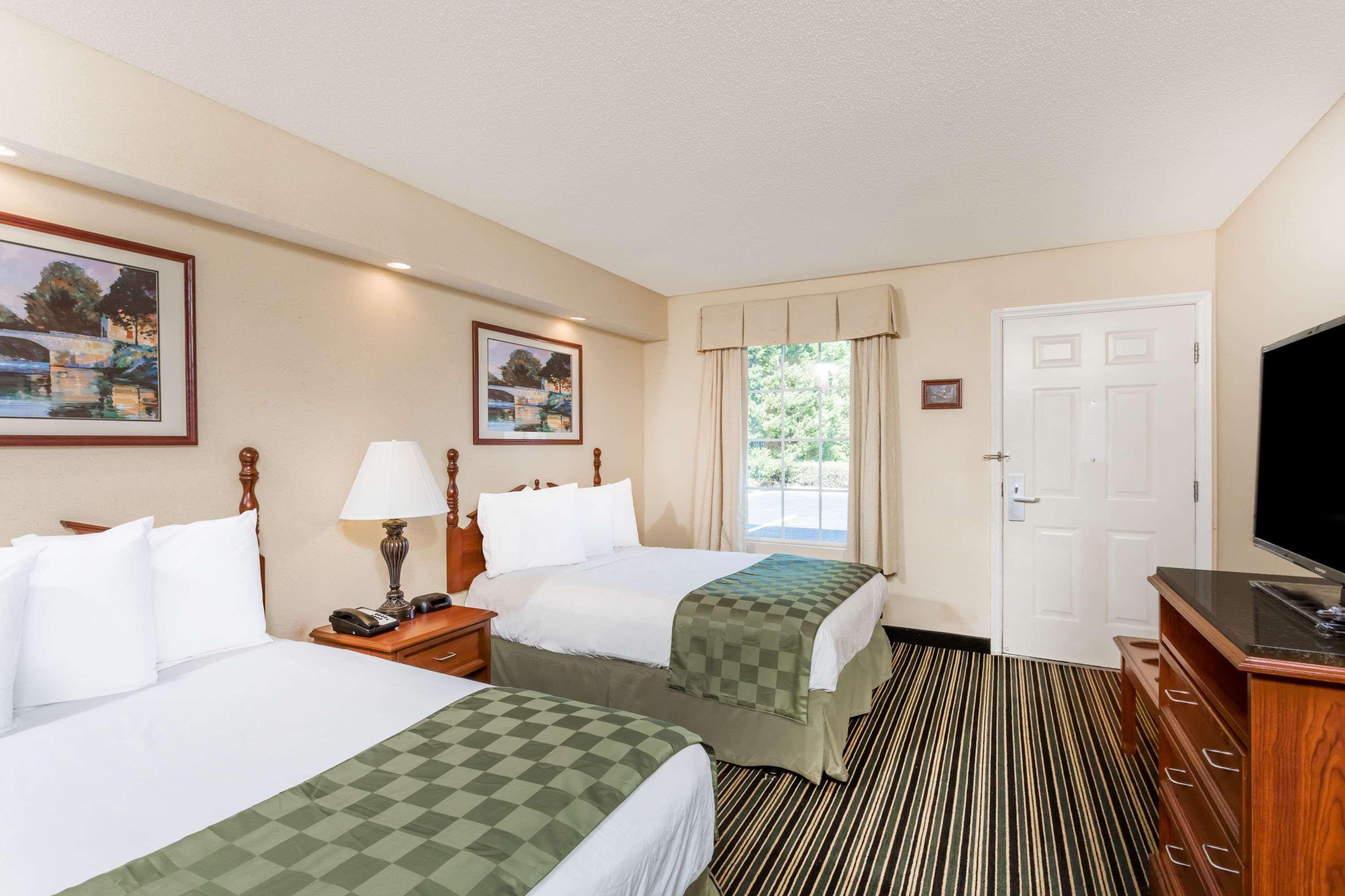 Super 8 By Wyndham Orangeburg North Exterior foto